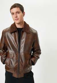 Imitatieleren jas - brown