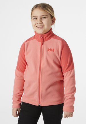 Chaqueta de forro polar en tonos rosas, con un cuello alto y cremallera completa. Presenta un diseño de paneles en contraste y un logo en el pecho. Textura suave.