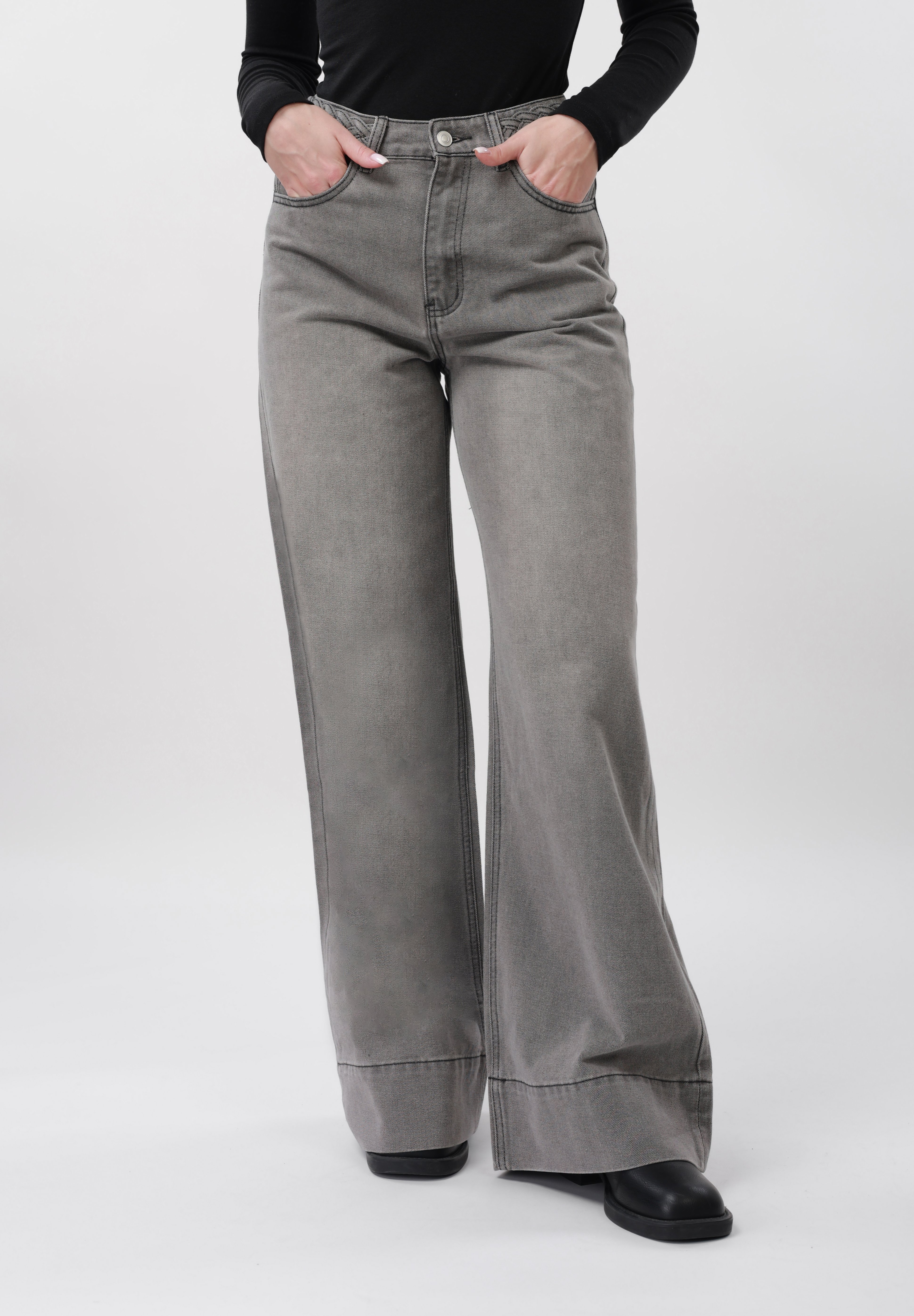 high-rise-wide-leg-light-grey-denim