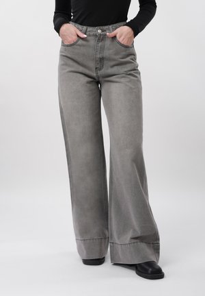 Wide Leg - light grey denim