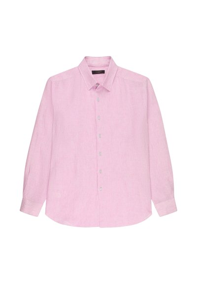 Camicia rosa chiaro a maniche lunghe con bottoni e collo, con sottili righe verticali, mostrata distesa su sfondo bianco.