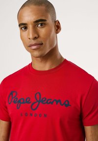 Pepe Jeans ORIGINAL STRETCH  - Majica kratkih rukava s printom - rugby red