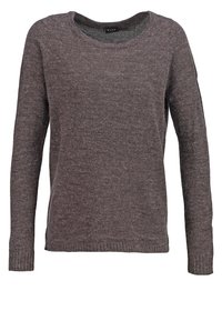 Långärmad tröja i mörkgrått, med rund halsringning och ribbade ärmslut. Den mjuka texturen indikerar ett bekvämt stickat material.