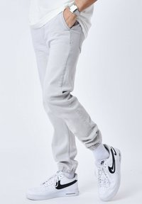 Project X Paris JOG BASIC - Vaqueros boyfriend - gris clair