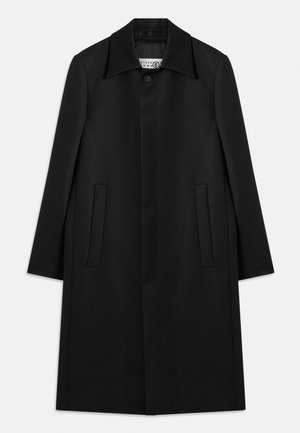 Black long coat, made of smooth fabric. Features a collar, single button closure, and two side pockets with a straight-cut design.