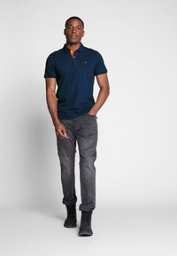 TOM TAILOR WITH CONTRAST - Polo - blue