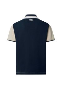 Donkerblauw poloshirt met beige korte mouwen, witte en grijze kraagstreep, en wit "HS" logo gecentreerd onder de kraag aan de achterkant.