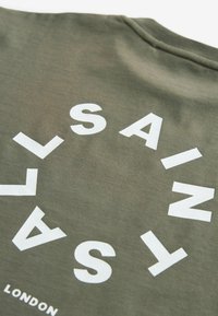 smALLSAINTS TIERRA CREW LOGO  - Apdrukāts T-krekls - khaki green