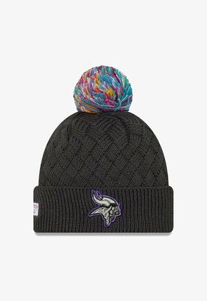 Strickmütze in Dunkelgrau mit einem strukturierten Rautenmuster, versehen mit einem mehrfarbigen Pompon oben und einem lila Wikinger-Logo.