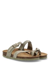 Par de sandalias de ante gris claro con plantillas de corcho, correas de hebilla ajustables y bucles para los dedos en suelas de goma verde oliva.