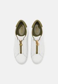 MICHAEL Michael Kors KEATON ZIP SLIP ON - Sneakers basse - smokey olive