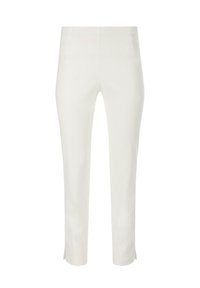 Witte broek met een rechte pasvorm, uitgerust met een middelhoge taille, zijzakken en subtiele splitdetails bij de zoom. Glad stofgevoel.