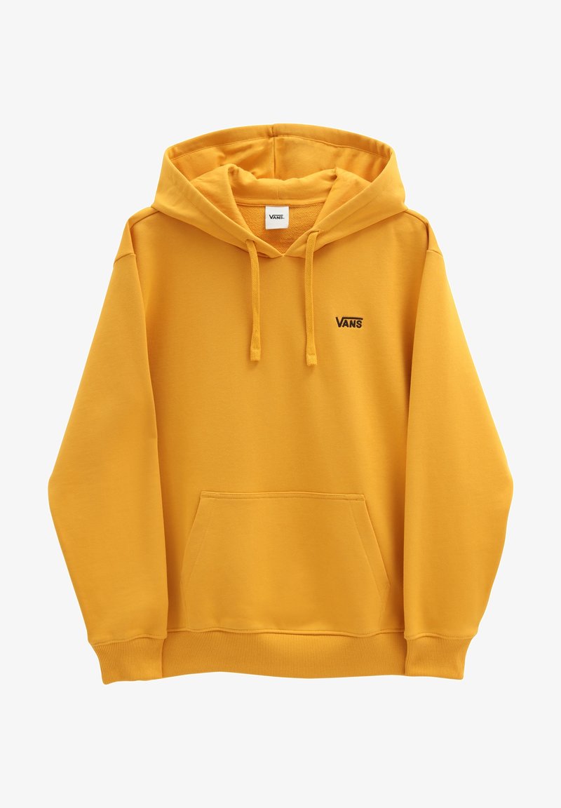 Sweat à capuche Vans jaune moutarde avec poche avant, capuche à cordon et petit logo Vans noir sur le côté gauche de la poitrine.