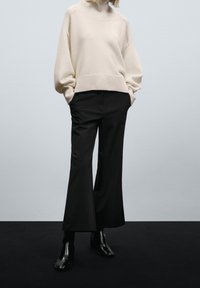 Massimo Dutti Strickpullover - beige