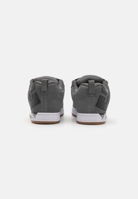 DC Shoes COURT GRAFFIK UNISEX - Tenisky - dark grey/black