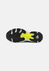 Fila ACTIX - Sneakers basse - black/safety yellow
