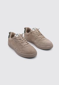 Pitas KUME - Zapatillas - beige