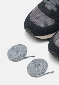 Saucony SHADOW ORIGINAL UNISEX - Sportcipő - dark grey/blue