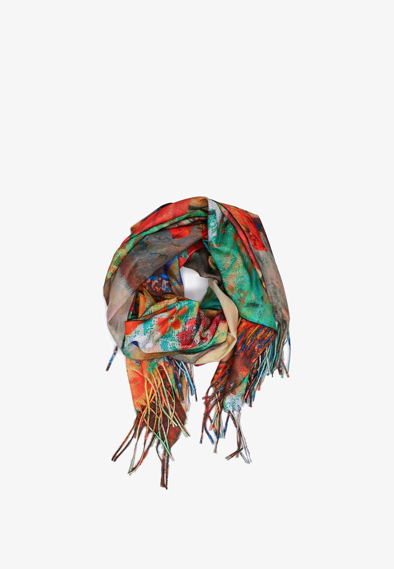 Foulard colorato realizzato in morbido tessuto, con una combinazione di motivi floreali rossi, verdi e marroni, con bordi frangiati e una texture leggera.
