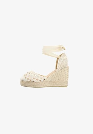 Scalpers, Zapatos de plataforma - off white
