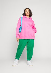 Nike Sportswear - HOODIE - Huppari - pinksicle/sail - 5