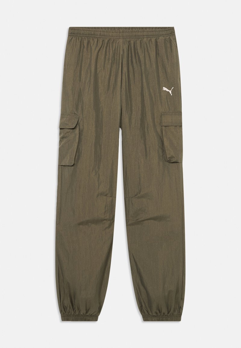 Olivovo zelené cargo nohavice vyrobené z ľahkého materiálu, s elastickým pásom, elastickými manžetami a bočnými vreckami na uskladnenie.
