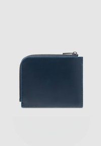 Portafoglio in pelle blu navy con forma rettangolare, texture liscia, angoli arrotondati e chiusura con cerniera nella parte superiore.