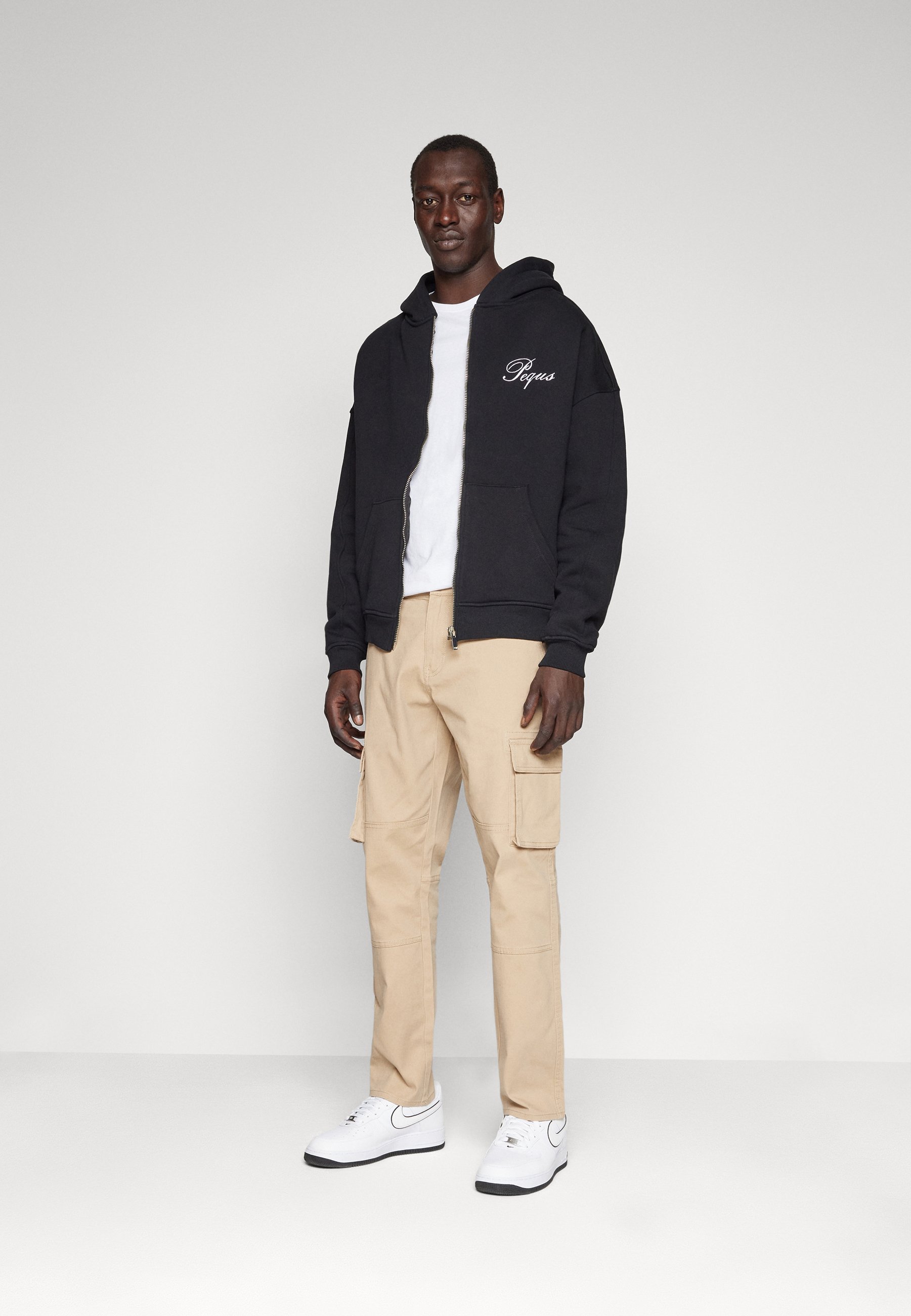 PEQUS HANDWRITTEN LOGO ZIP HOODIE UNISEX - Sweatjacke - black