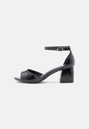 Sandals - black