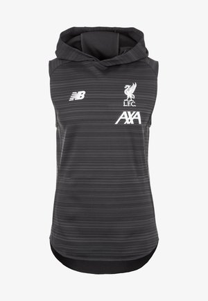 Felpa senza maniche in tessuto grigio scuro con un sottile motivo a righe. Presenta un cappuccio, spacchi laterali e loghi bianchi di New Balance e Liverpool FC.