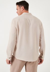 Buratti REGULAR FIT - Ing - stone