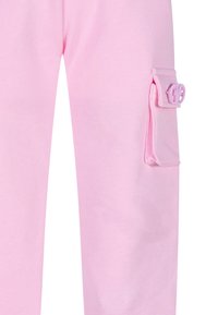 Pantaloni sportivi rosa con una tasca cargo laterale con chiusura a bottone, realizzati in un tessuto morbido con una consistenza liscia.