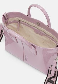 Liebeskind Berlin CHELSEA - Handtas - flieder