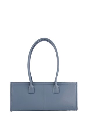 Lederhandtasche in Hellblau mit langen Griffen, rechteckiger Form, glatter Textur und Logo auf einer Seite. Minimalistisches Design ohne sichtbare Hardware.