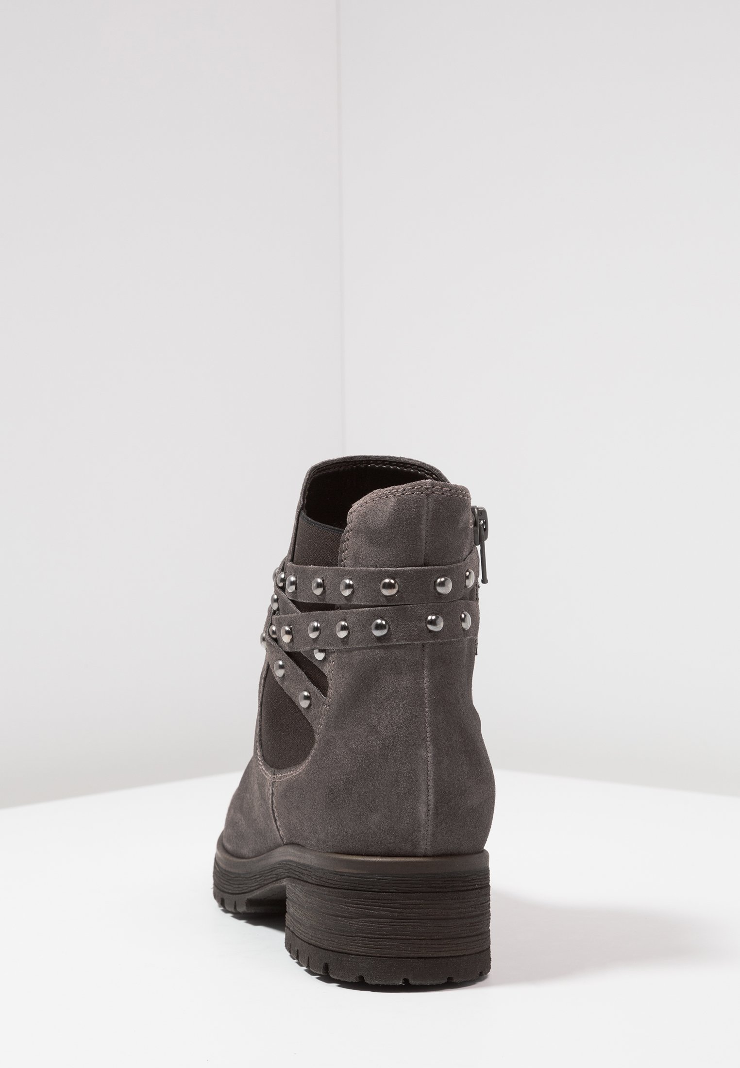 gabor wide fit ankle boots