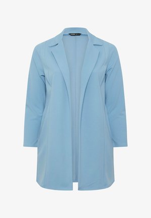 Blazer féminin bleu clair à manches longues, à ouverture frontale, avec des revers crantés et un ourlet légèrement évasé.