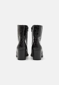 Gabor Comfort Botine clasice - schwarz