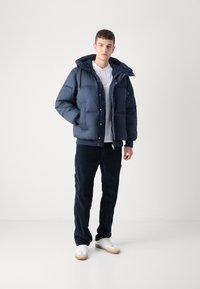 Tommy Jeans BRANDED PUFFER JACKET - Vinterjakke - dark night navy