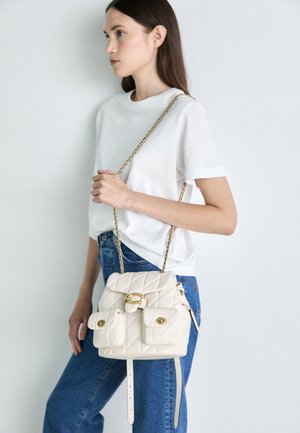TABBY BACKPACK - Rucksack - chalk