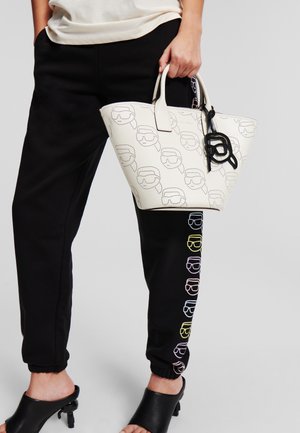 IKON PERFORATED TULIP - Bolso de mano - off white