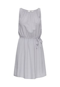 Hellgraues ärmelloses Kleid mit gerafftem Ausschnitt und einem elastischen Bund, das ein Bindedetail an der Taille und einen ausgestellten Rock aufweist.