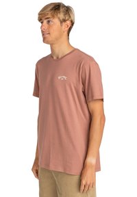 Billabong ARCH CREW SS - T-shirts basic - rew