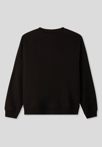 Felpa nera realizzata in tessuto morbido, con scollatura a girocollo, maniche lunghe e polsini a costine. Design semplice e privo di decorazioni, con una vestibilità ampia.