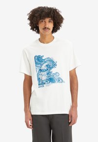 Levi's® RELAXED FIT - T-shirt print - white