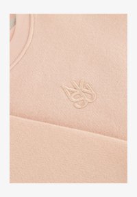Geselecteerd, dusty pink