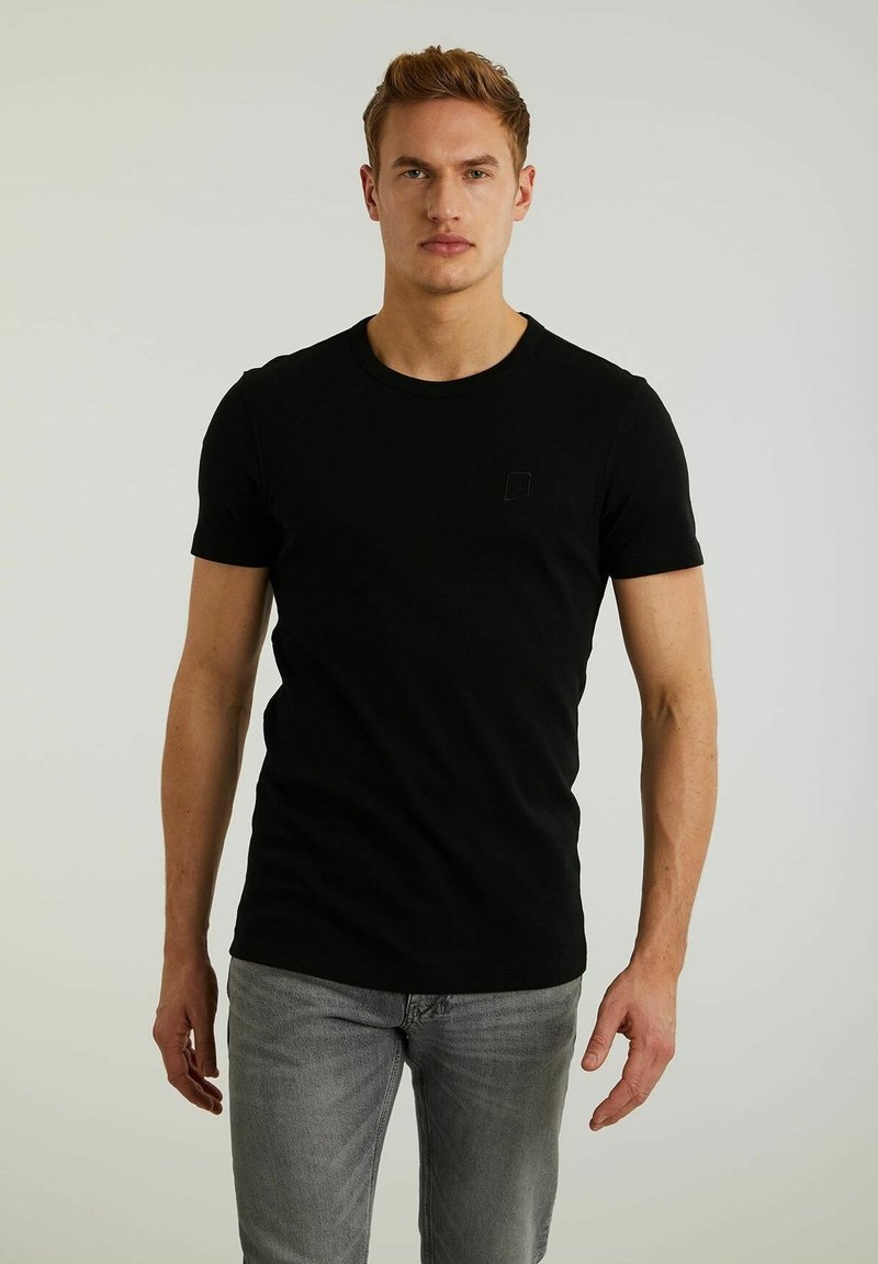 CHASIN' - BASE-B - T-shirt basic - black, Ingrandire