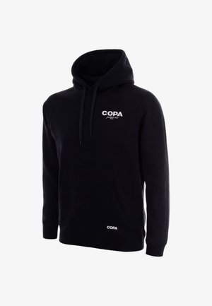 Zwarte capuchontrui met voorzak en witte "COPA"-logo's op de borst en onderaan de voorkant.
