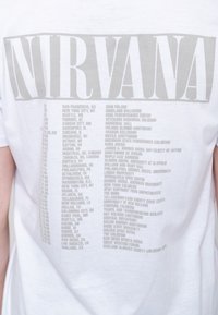 Paradiso Clothing NIRVANA IN UTERO TOUR - Print T-shirt - white