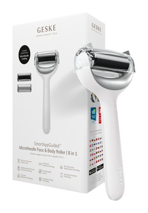 Micronaaldroller voor gezicht en lichaam met afneembare koelaccessoires, getoond naast de verpakking met technologie- en awarddetails.