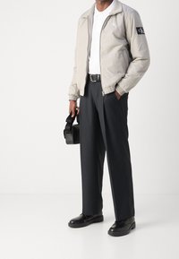 Calvin Klein Jeans Allvädersjacka - grey